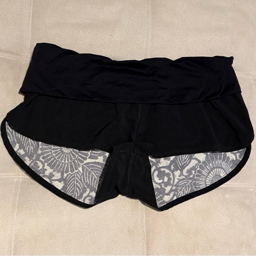 Lululemon Black and Gray Patterned Reversible Swim Shorts